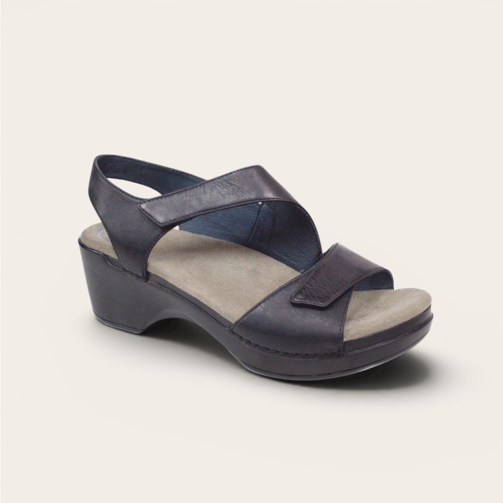 Dansko Shoes | Dansko Sharla Leather Sandal in Black Size 41 EU-Comfort